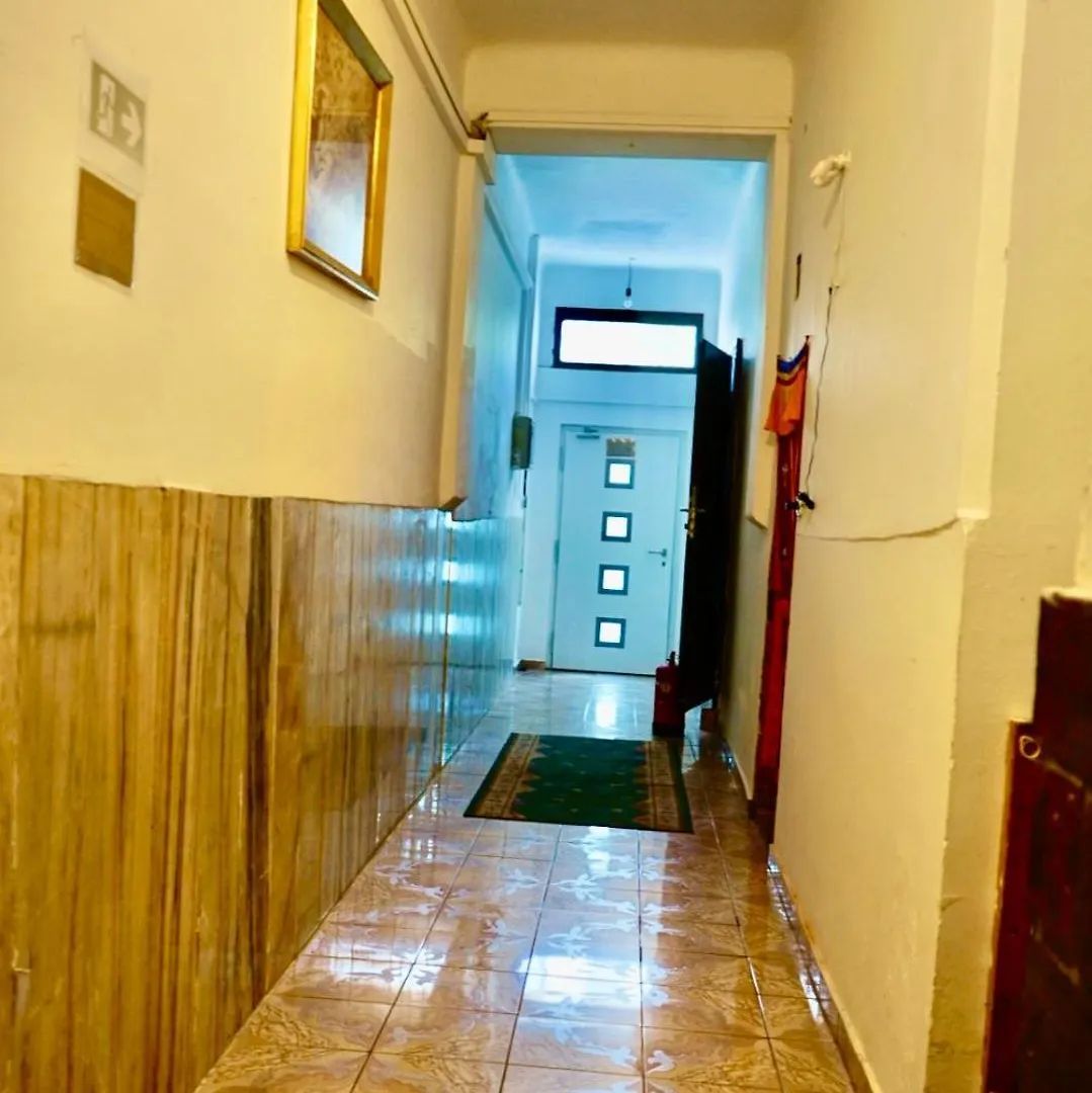 U6 Schoepfwerk Hostel 1 ウィーン アパート